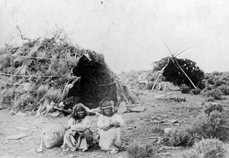 Las primeras cubiertas construidas por el hombre