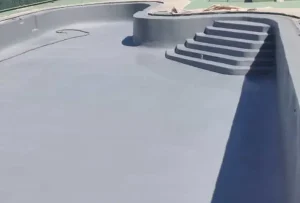 Piscina con poliurea