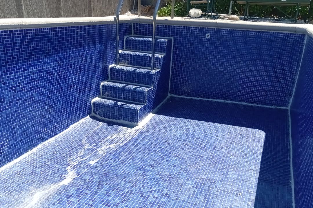 Cómo impermeabilizar una piscina